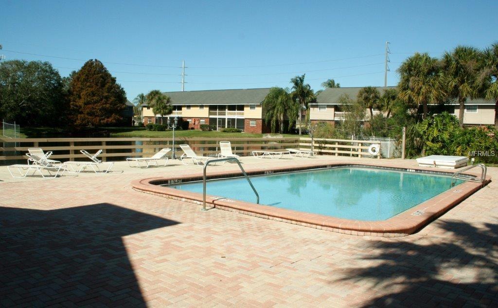 200 COUNTRY CLUB DRIVE, LARGO, Florida 33771, 3 Bedrooms Bedrooms, 6 Rooms Rooms,2 BathroomsBathrooms,Residential,For sale,COUNTRY CLUB,U7844417