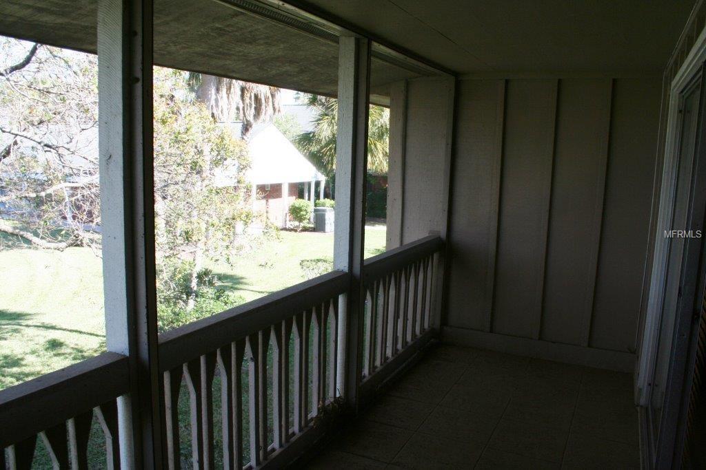 200 COUNTRY CLUB DRIVE, LARGO, Florida 33771, 3 Bedrooms Bedrooms, 6 Rooms Rooms,2 BathroomsBathrooms,Residential,For sale,COUNTRY CLUB,U7844417