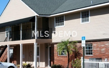 200 COUNTRY CLUB DRIVE, LARGO, Florida 33771, 3 Bedrooms Bedrooms, 6 Rooms Rooms,2 BathroomsBathrooms,Residential,For sale,COUNTRY CLUB,U7844417