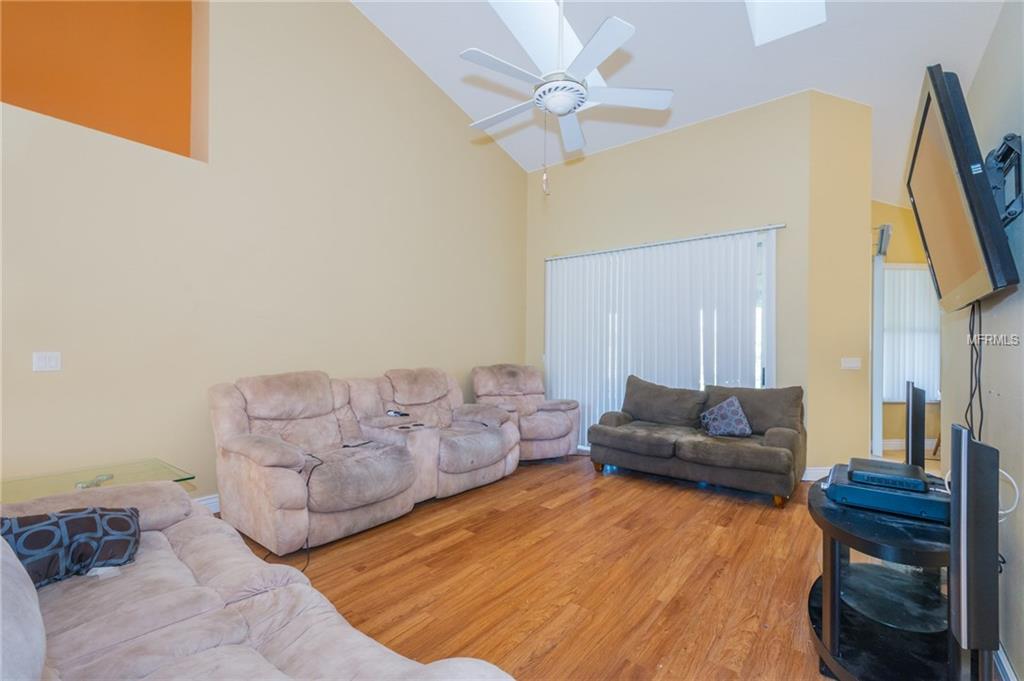 1418 VALLEY PINE CIRCLE, APOPKA, Florida 32712, 4 Bedrooms Bedrooms, 7 Rooms Rooms,2 BathroomsBathrooms,Residential,For sale,VALLEY PINE,O5558596