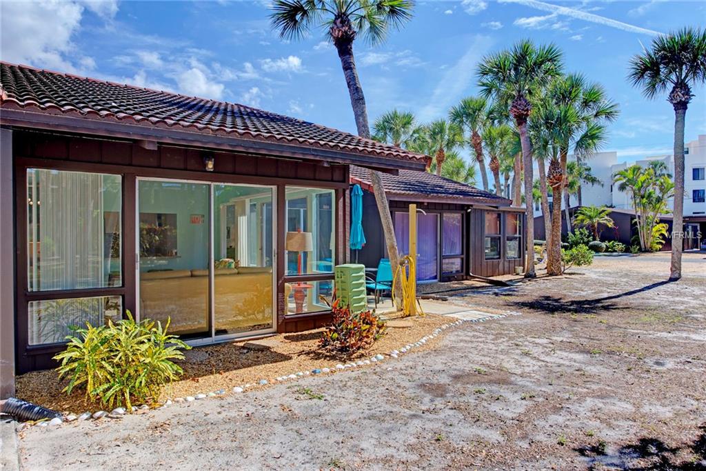2980 N BEACH ROAD, ENGLEWOOD, Florida 34223, 2 Bedrooms Bedrooms, 4 Rooms Rooms,2 BathroomsBathrooms,Residential,For sale,BEACH,D5922970