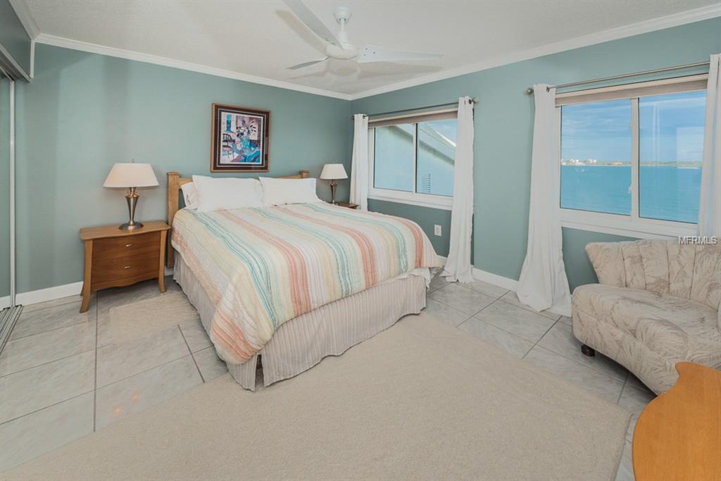 1401 GULF BOULEVARD, CLEARWATER BEACH, Florida 33767, 3 Bedrooms Bedrooms, 7 Rooms Rooms,2 BathroomsBathrooms,Residential,For sale,GULF,U7847498