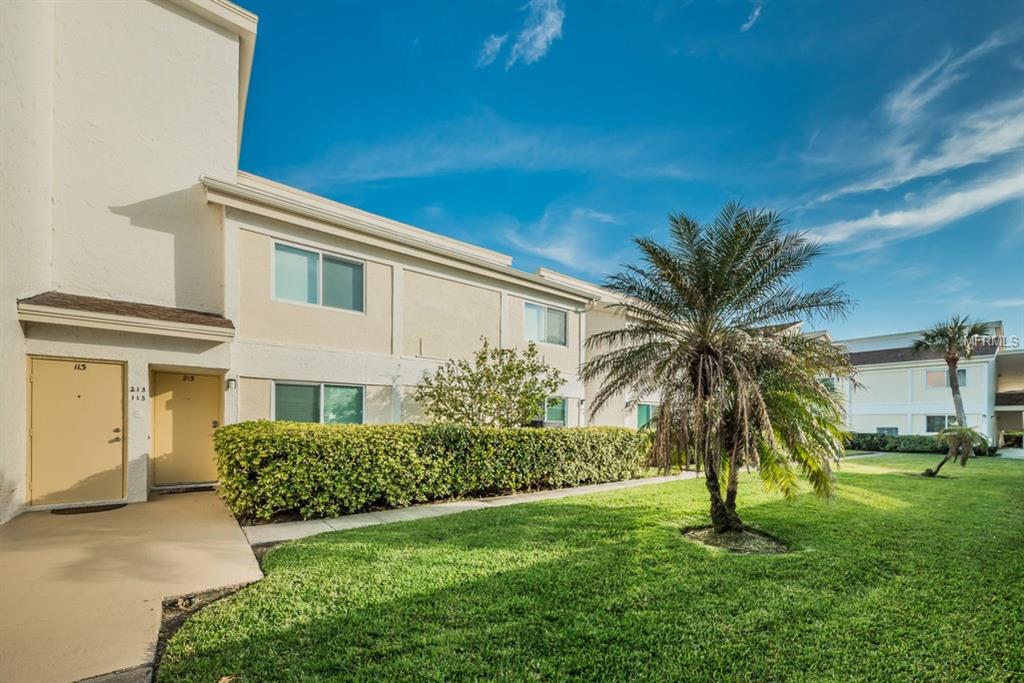 1401 GULF BOULEVARD, CLEARWATER BEACH, Florida 33767, 3 Bedrooms Bedrooms, 7 Rooms Rooms,2 BathroomsBathrooms,Residential,For sale,GULF,U7847498