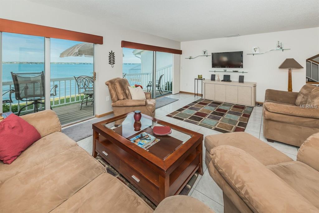 1401 GULF BOULEVARD, CLEARWATER BEACH, Florida 33767, 3 Bedrooms Bedrooms, 7 Rooms Rooms,2 BathroomsBathrooms,Residential,For sale,GULF,U7847498