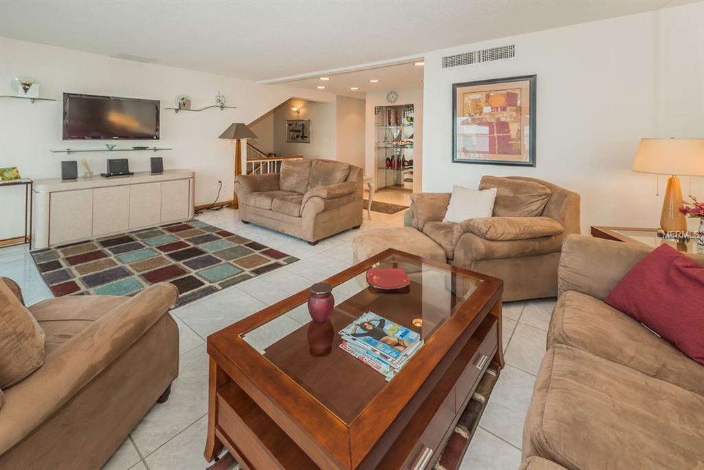 1401 GULF BOULEVARD, CLEARWATER BEACH, Florida 33767, 3 Bedrooms Bedrooms, 7 Rooms Rooms,2 BathroomsBathrooms,Residential,For sale,GULF,U7847498