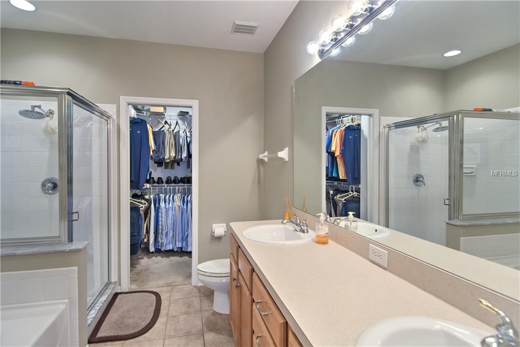 1648 FIELDFARE COURT, DUNEDIN, Florida 34698, 3 Bedrooms Bedrooms, 8 Rooms Rooms,2 BathroomsBathrooms,Residential,For sale,FIELDFARE,T2926459