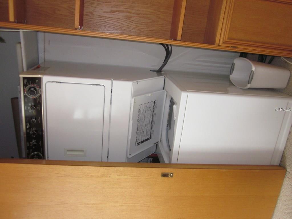 2450 CANADIAN WAY, CLEARWATER, Florida 33763, 2 Bedrooms Bedrooms, 5 Rooms Rooms,2 BathroomsBathrooms,Residential,For sale,CANADIAN,U7847078