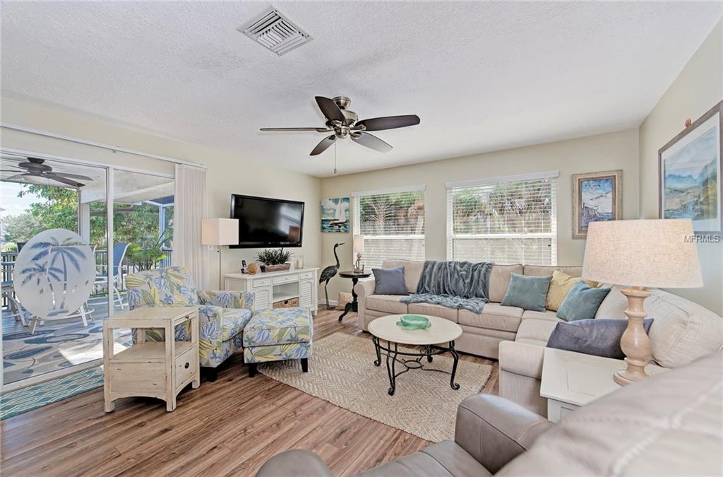 5031 N BEACH ROAD, ENGLEWOOD, Florida 34223, 2 Bedrooms Bedrooms, 8 Rooms Rooms,2 BathroomsBathrooms,Residential,For sale,BEACH,D5922971