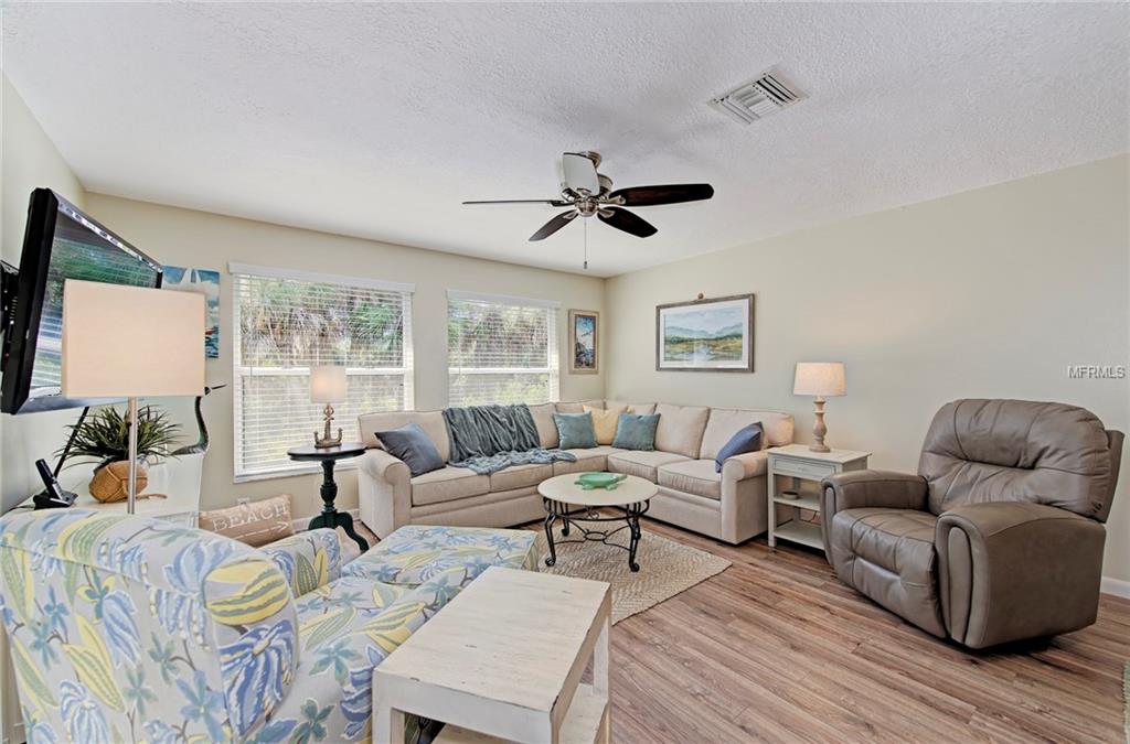 5031 N BEACH ROAD, ENGLEWOOD, Florida 34223, 2 Bedrooms Bedrooms, 8 Rooms Rooms,2 BathroomsBathrooms,Residential,For sale,BEACH,D5922971