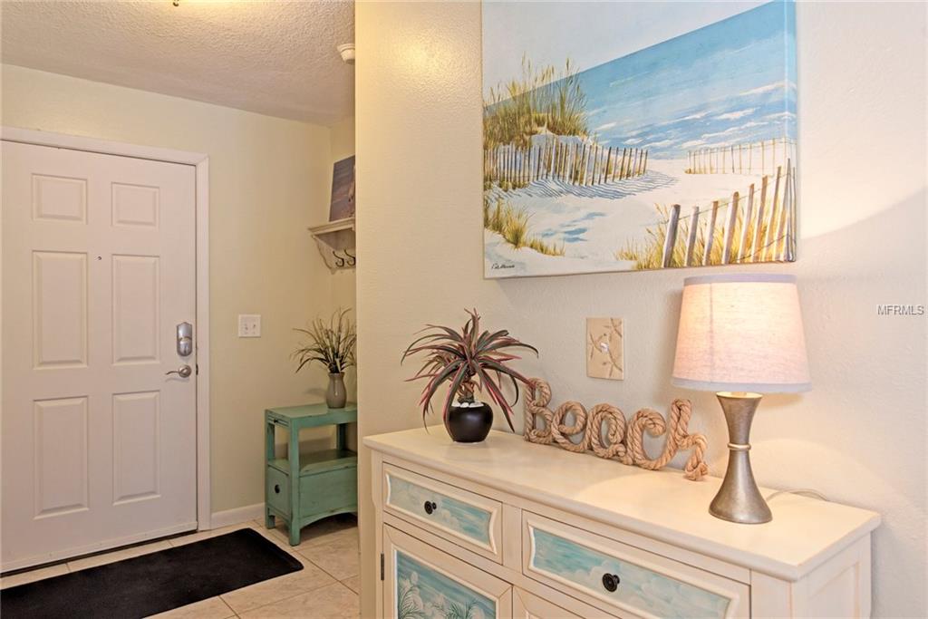 5031 N BEACH ROAD, ENGLEWOOD, Florida 34223, 2 Bedrooms Bedrooms, 8 Rooms Rooms,2 BathroomsBathrooms,Residential,For sale,BEACH,D5922971