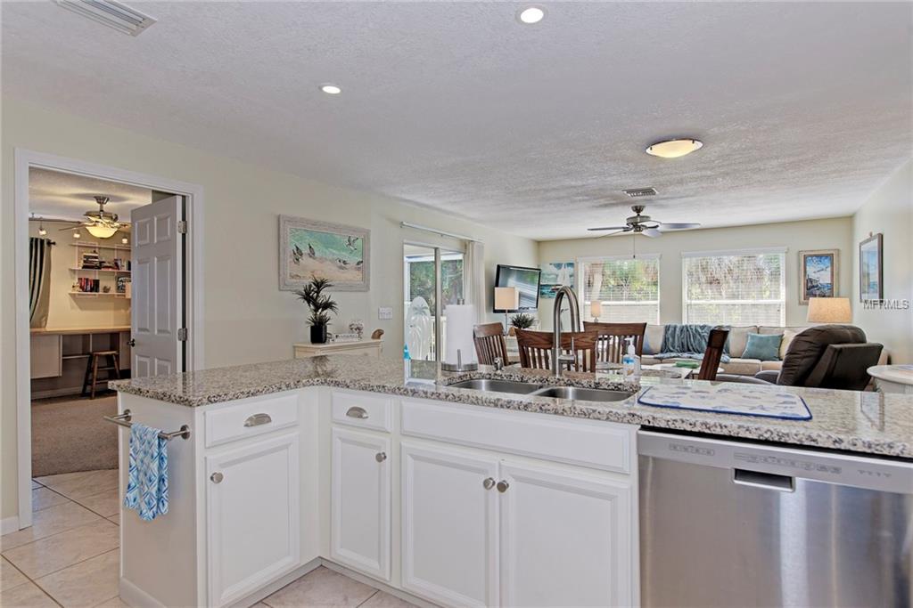 5031 N BEACH ROAD, ENGLEWOOD, Florida 34223, 2 Bedrooms Bedrooms, 8 Rooms Rooms,2 BathroomsBathrooms,Residential,For sale,BEACH,D5922971