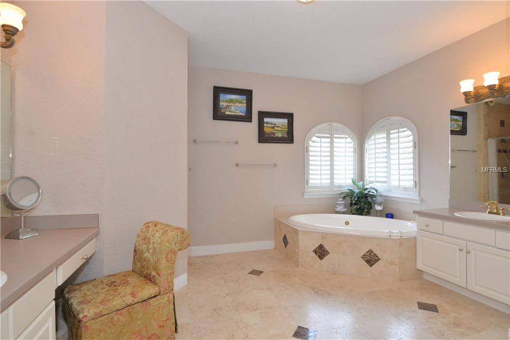 2898 WILD GINGER COURT, WINTER PARK, Florida 32792, 4 Bedrooms Bedrooms, 9 Rooms Rooms,4 BathroomsBathrooms,Residential,For sale,WILD GINGER,O5561541