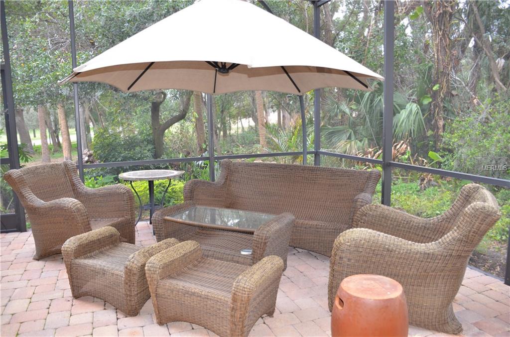 881 WHITE IVEY COURT, APOPKA, Florida 32712, 3 Bedrooms Bedrooms, 9 Rooms Rooms,2 BathroomsBathrooms,Residential,For sale,WHITE IVEY,O5561779