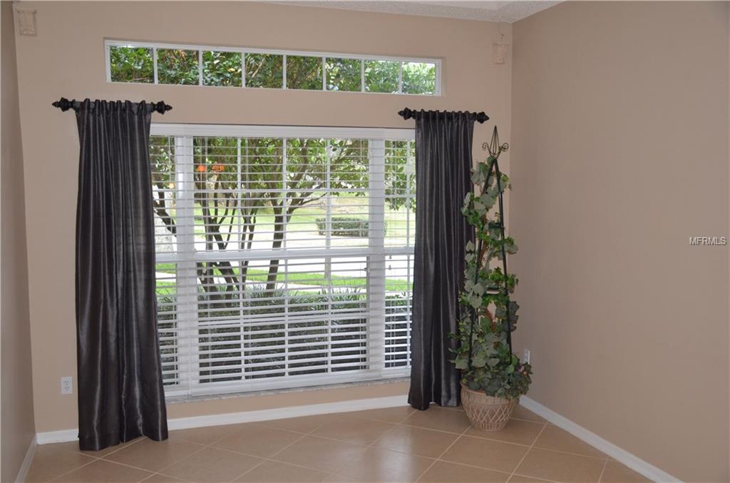 881 WHITE IVEY COURT, APOPKA, Florida 32712, 3 Bedrooms Bedrooms, 9 Rooms Rooms,2 BathroomsBathrooms,Residential,For sale,WHITE IVEY,O5561779