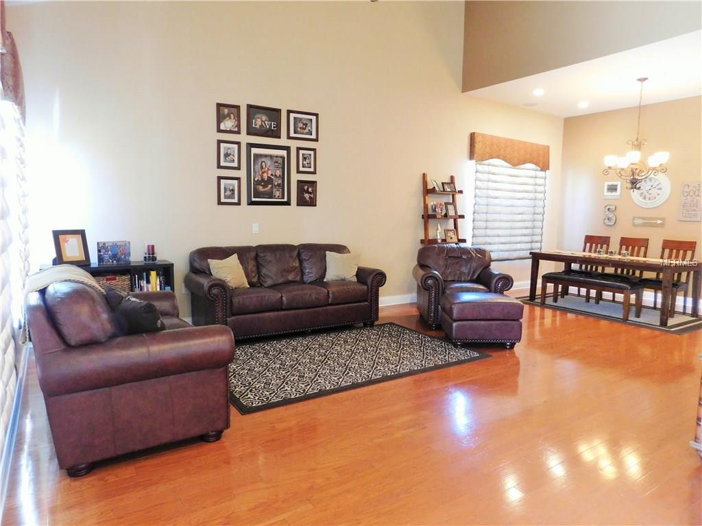 6878 SHIMMERING DRIVE, LAKELAND, Florida 33813, 5 Bedrooms Bedrooms, 8 Rooms Rooms,2 BathroomsBathrooms,Residential,For sale,SHIMMERING,L4720009