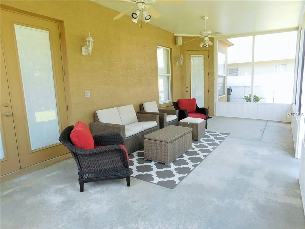 6878 SHIMMERING DRIVE, LAKELAND, Florida 33813, 5 Bedrooms Bedrooms, 8 Rooms Rooms,2 BathroomsBathrooms,Residential,For sale,SHIMMERING,L4720009