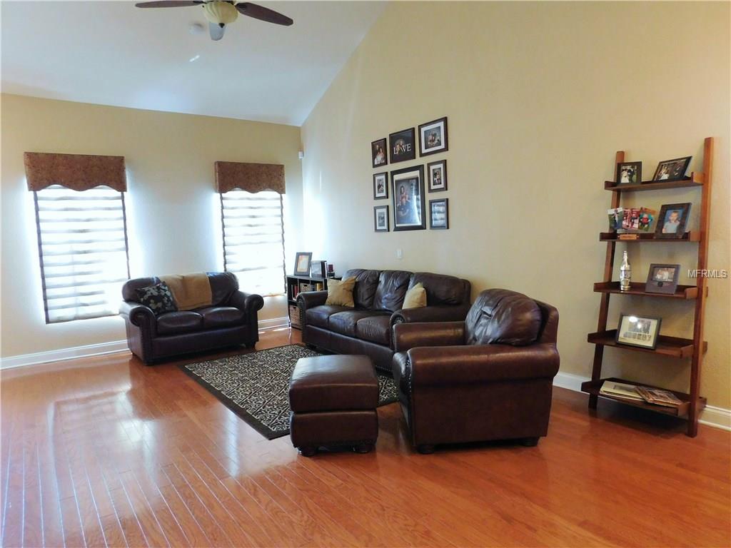 6878 SHIMMERING DRIVE, LAKELAND, Florida 33813, 5 Bedrooms Bedrooms, 8 Rooms Rooms,2 BathroomsBathrooms,Residential,For sale,SHIMMERING,L4720009