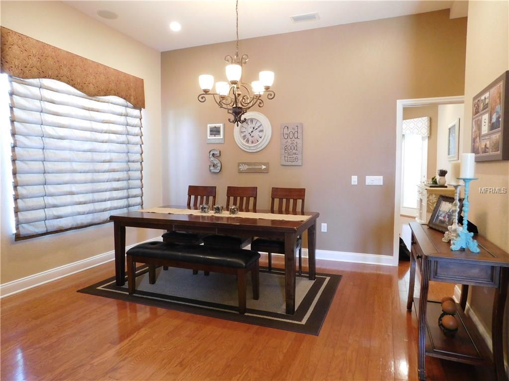 6878 SHIMMERING DRIVE, LAKELAND, Florida 33813, 5 Bedrooms Bedrooms, 8 Rooms Rooms,2 BathroomsBathrooms,Residential,For sale,SHIMMERING,L4720009