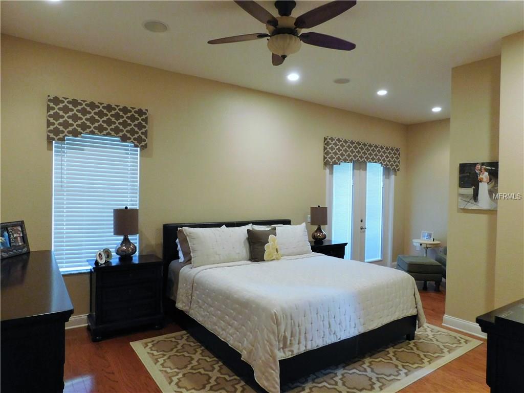 6878 SHIMMERING DRIVE, LAKELAND, Florida 33813, 5 Bedrooms Bedrooms, 8 Rooms Rooms,2 BathroomsBathrooms,Residential,For sale,SHIMMERING,L4720009