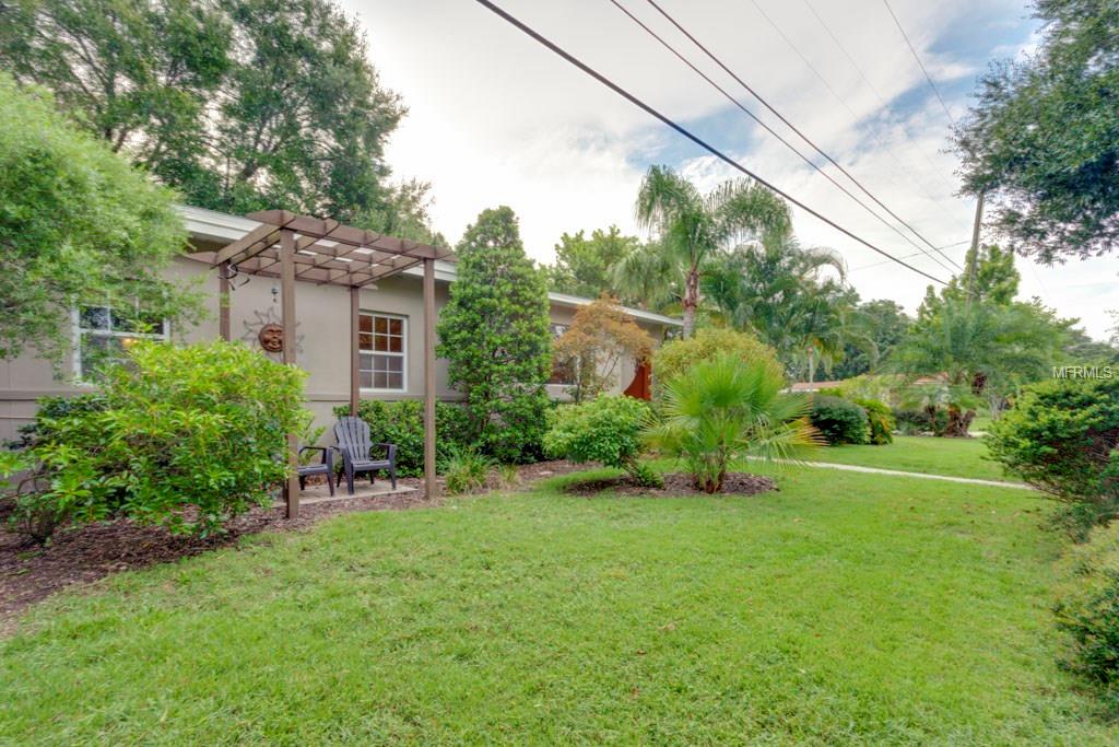 501 35TH AVENUE NE, ST PETERSBURG, Florida 33704, 3 Bedrooms Bedrooms, 7 Rooms Rooms,2 BathroomsBathrooms,Residential,For sale,35TH,U7826770