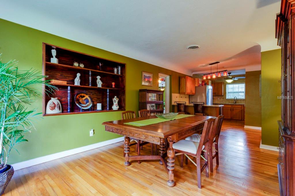 501 35TH AVENUE NE, ST PETERSBURG, Florida 33704, 3 Bedrooms Bedrooms, 7 Rooms Rooms,2 BathroomsBathrooms,Residential,For sale,35TH,U7826770