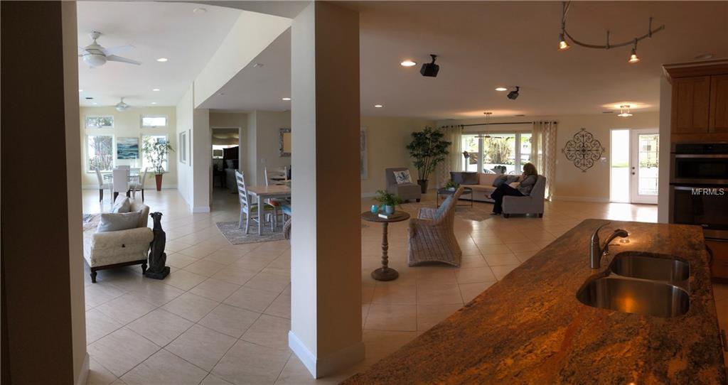 1226 79TH STREET S, ST PETERSBURG, Florida 33707, 4 Bedrooms Bedrooms, 7 Rooms Rooms,2 BathroomsBathrooms,Residential,For sale,79TH,U7836685