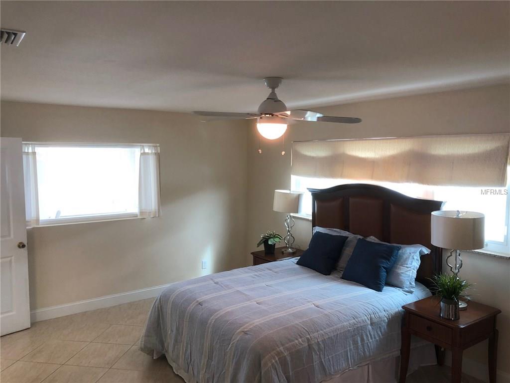 1226 79TH STREET S, ST PETERSBURG, Florida 33707, 4 Bedrooms Bedrooms, 7 Rooms Rooms,2 BathroomsBathrooms,Residential,For sale,79TH,U7836685