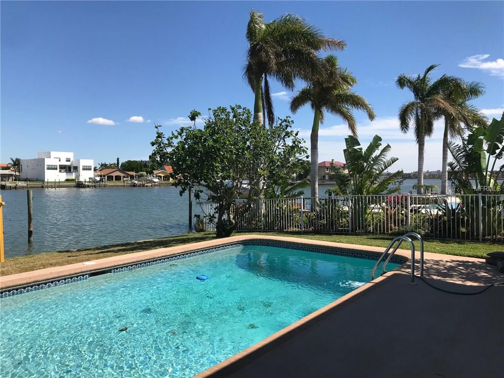 1226 79TH STREET S, ST PETERSBURG, Florida 33707, 4 Bedrooms Bedrooms, 7 Rooms Rooms,2 BathroomsBathrooms,Residential,For sale,79TH,U7836685