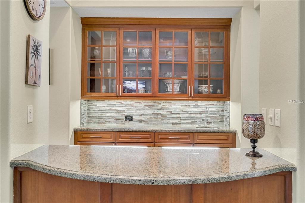 3252 LAKEVIEW OAKS DRIVE, LONGWOOD, Florida 32779, 4 Bedrooms Bedrooms, 10 Rooms Rooms,3 BathroomsBathrooms,Residential,For sale,LAKEVIEW OAKS,O5549167