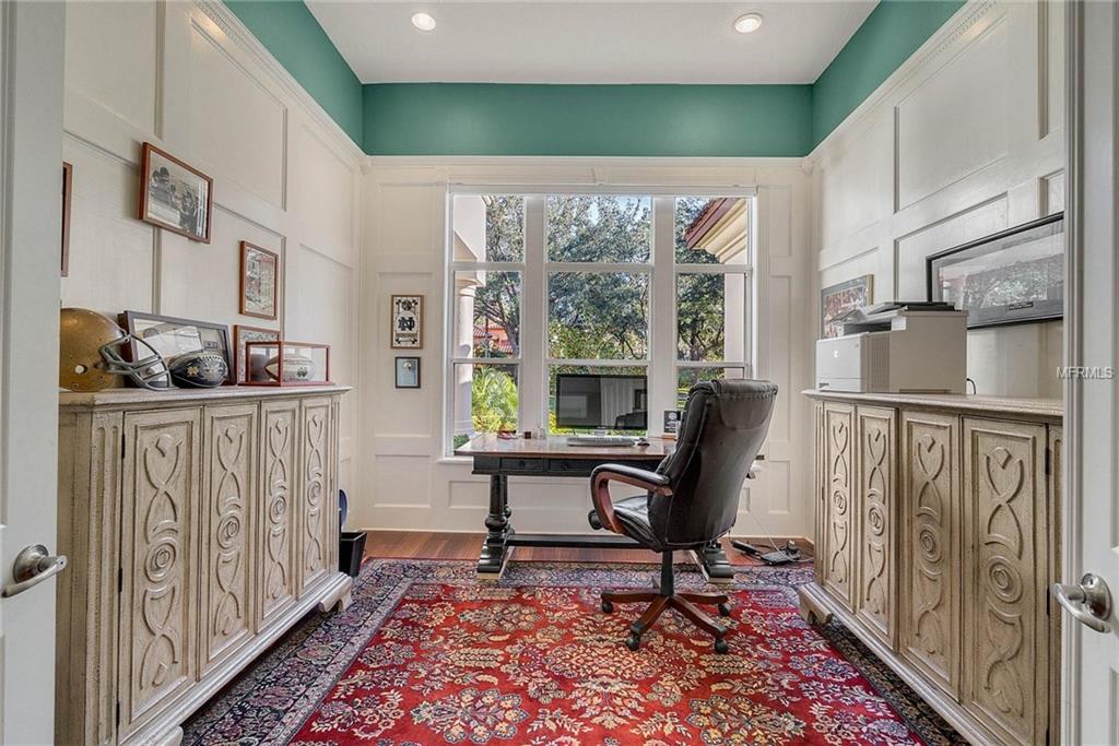 3252 LAKEVIEW OAKS DRIVE, LONGWOOD, Florida 32779, 4 Bedrooms Bedrooms, 10 Rooms Rooms,3 BathroomsBathrooms,Residential,For sale,LAKEVIEW OAKS,O5549167