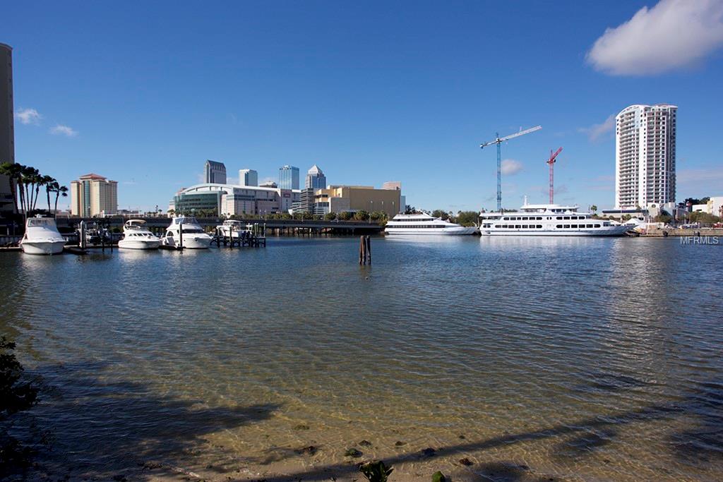 703 MAINSAIL DRIVE, TAMPA, Florida 33602, 1 Bedroom Bedrooms, 6 Rooms Rooms,1 BathroomBathrooms,Residential,For sale,MAINSAIL,T2921419