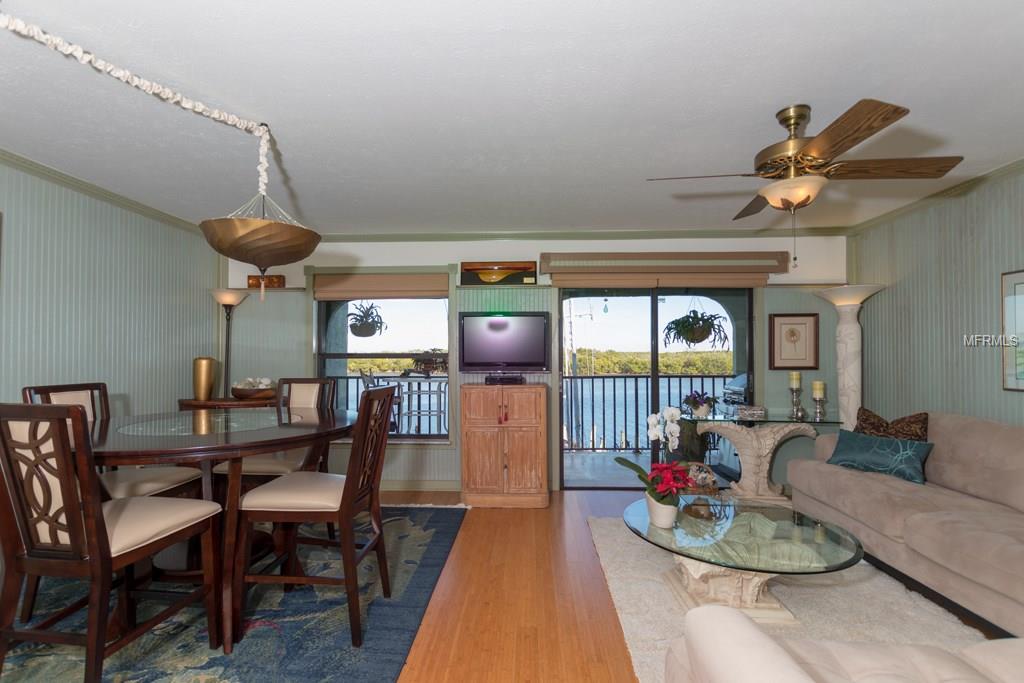 903 BAHIA DEL SOL DRIVE, RUSKIN, Florida 33570, 1 Bedroom Bedrooms, 3 Rooms Rooms,2 BathroomsBathrooms,Residential,For sale,BAHIA DEL SOL,T2923535