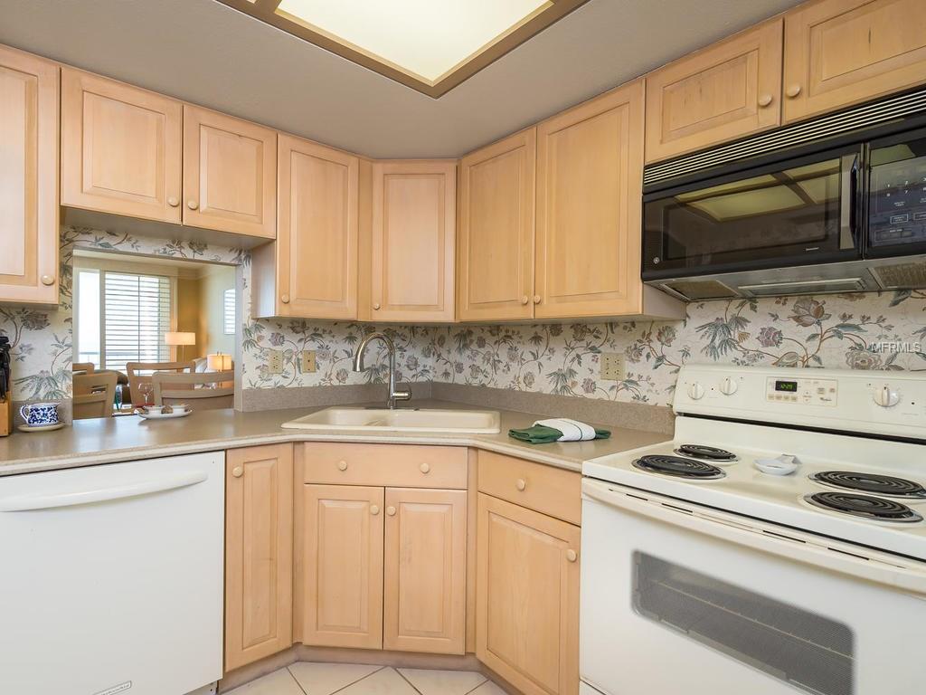 4401 GULF OF MEXICO DRIVE, LONGBOAT KEY, Florida 34228, 2 Bedrooms Bedrooms, 6 Rooms Rooms,2 BathroomsBathrooms,Residential,For sale,GULF OF MEXICO,A4208068
