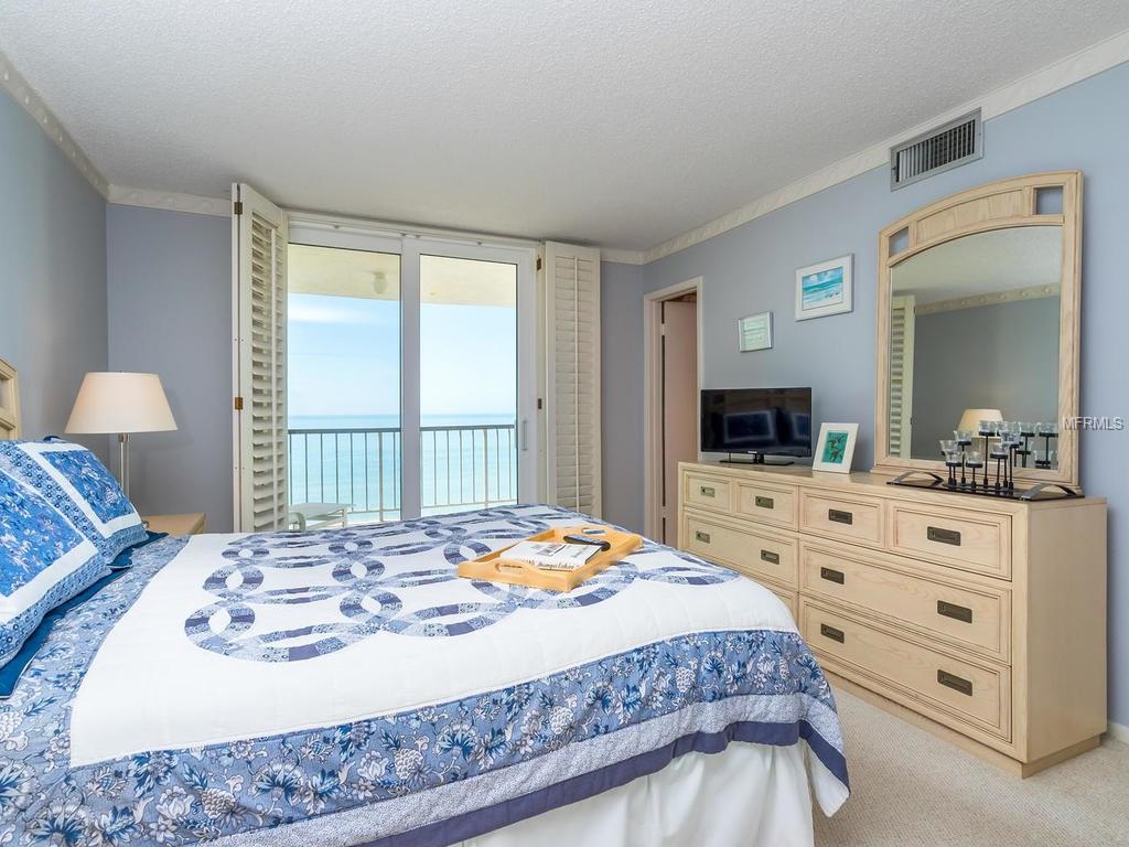 4401 GULF OF MEXICO DRIVE, LONGBOAT KEY, Florida 34228, 2 Bedrooms Bedrooms, 6 Rooms Rooms,2 BathroomsBathrooms,Residential,For sale,GULF OF MEXICO,A4208068