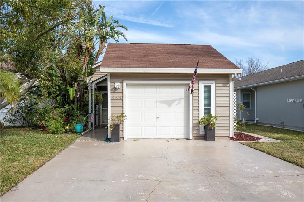954 WILLOWOOD LANE, DUNEDIN, Florida 34698, 3 Bedrooms Bedrooms, 4 Rooms Rooms,2 BathroomsBathrooms,Residential,For sale,WILLOWOOD,U7847578
