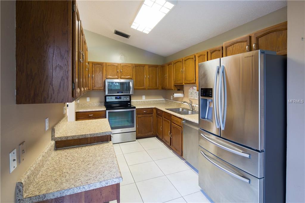 954 WILLOWOOD LANE, DUNEDIN, Florida 34698, 3 Bedrooms Bedrooms, 4 Rooms Rooms,2 BathroomsBathrooms,Residential,For sale,WILLOWOOD,U7847578