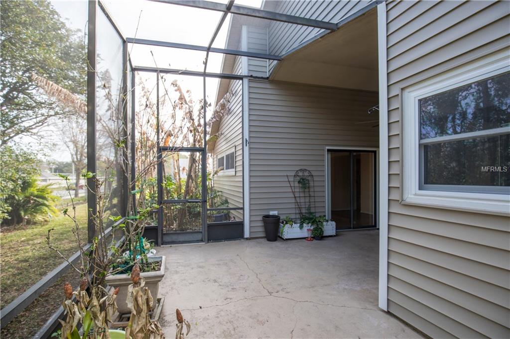 954 WILLOWOOD LANE, DUNEDIN, Florida 34698, 3 Bedrooms Bedrooms, 4 Rooms Rooms,2 BathroomsBathrooms,Residential,For sale,WILLOWOOD,U7847578