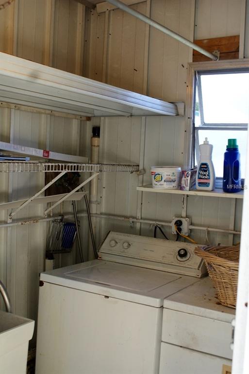 12100 SEMINOLE BOULEVARD, SEMINOLE, Florida 33778, 2 Bedrooms Bedrooms, 6 Rooms Rooms,2 BathroomsBathrooms,Residential,For sale,SEMINOLE,U7815030