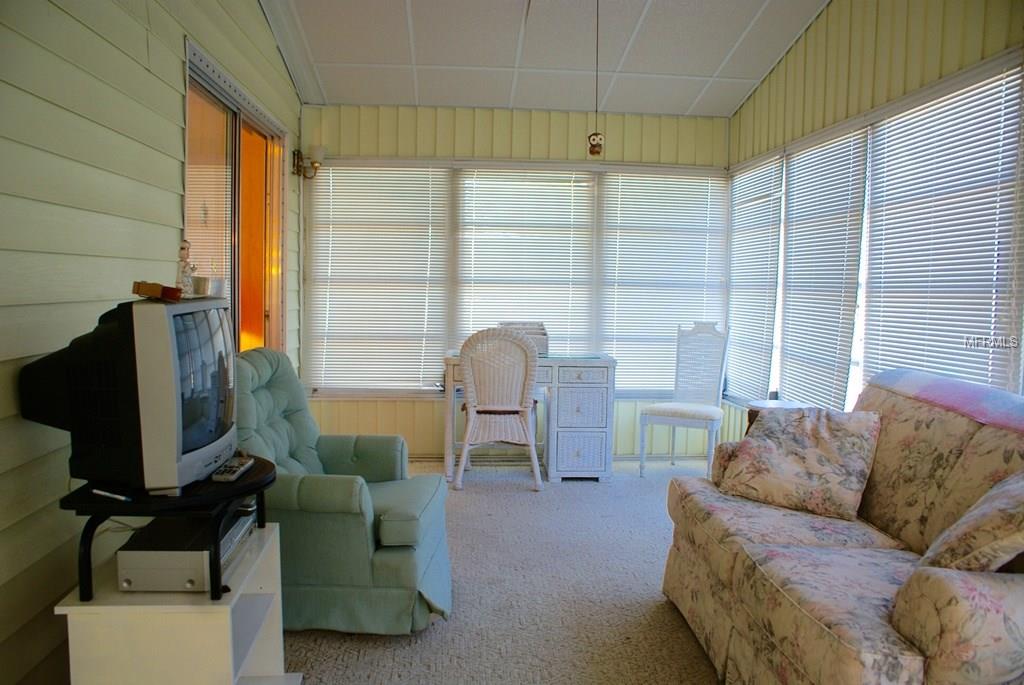 12100 SEMINOLE BOULEVARD, SEMINOLE, Florida 33778, 2 Bedrooms Bedrooms, 6 Rooms Rooms,2 BathroomsBathrooms,Residential,For sale,SEMINOLE,U7815030