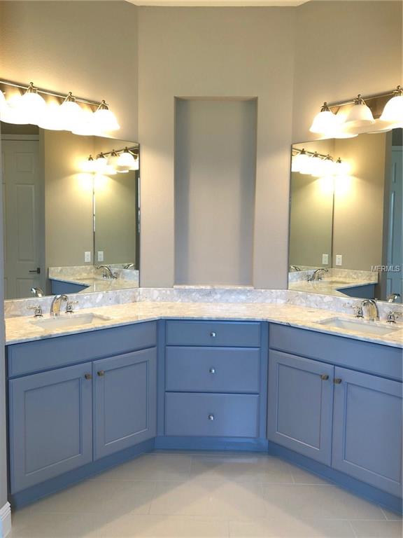 7136 RYEDALE COURT, SARASOTA, Florida 34241, 3 Bedrooms Bedrooms, 5 Rooms Rooms,3 BathroomsBathrooms,Residential,For sale,RYEDALE,A4201555