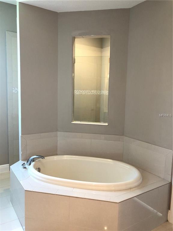 7136 RYEDALE COURT, SARASOTA, Florida 34241, 3 Bedrooms Bedrooms, 5 Rooms Rooms,3 BathroomsBathrooms,Residential,For sale,RYEDALE,A4201555