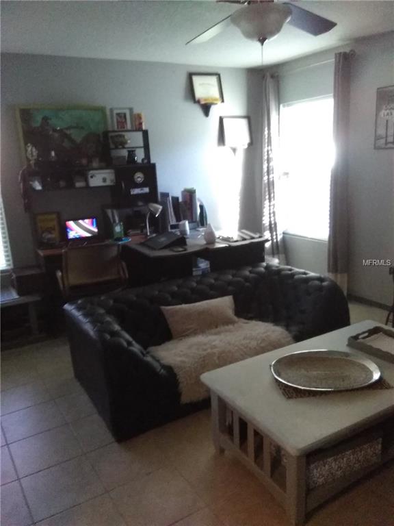 4445 FIELDVIEW CIRCLE, WESLEY CHAPEL, Florida 33545, 4 Bedrooms Bedrooms, 7 Rooms Rooms,2 BathroomsBathrooms,Residential,For sale,FIELDVIEW,T2915789