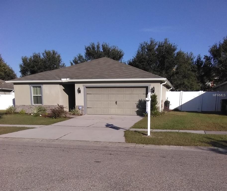 4445 FIELDVIEW CIRCLE, WESLEY CHAPEL, Florida 33545, 4 Bedrooms Bedrooms, 7 Rooms Rooms,2 BathroomsBathrooms,Residential,For sale,FIELDVIEW,T2915789