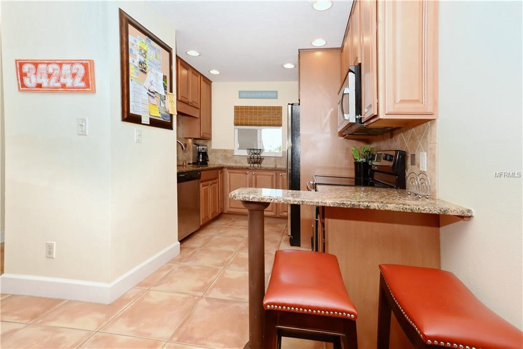 711 BEACH ROAD, SARASOTA, Florida 34242, 2 Bedrooms Bedrooms, 4 Rooms Rooms,2 BathroomsBathrooms,Residential,For sale,BEACH,A4205847