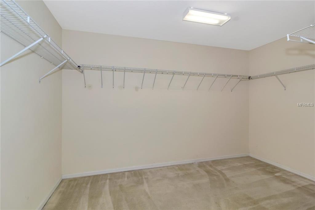 2104 SHADOW CREEK DRIVE, KISSIMMEE, Florida 34746, 5 Bedrooms Bedrooms, 6 Rooms Rooms,2 BathroomsBathrooms,Residential,For sale,SHADOW CREEK,O5555669