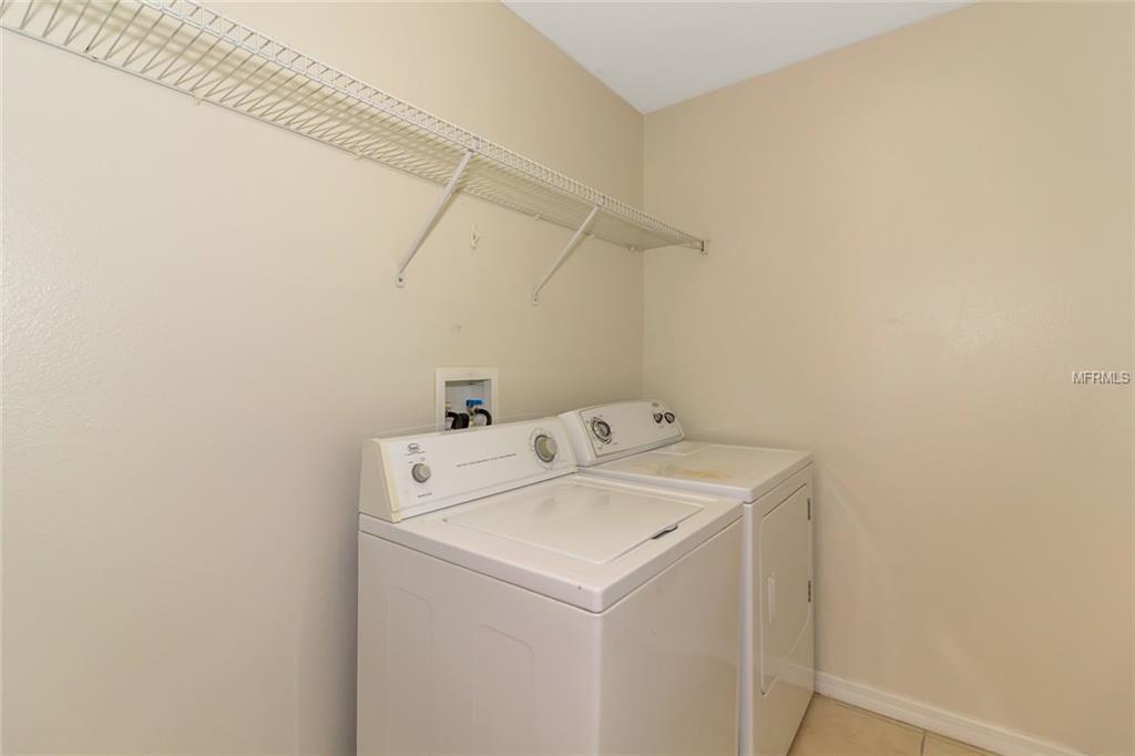 2104 SHADOW CREEK DRIVE, KISSIMMEE, Florida 34746, 5 Bedrooms Bedrooms, 6 Rooms Rooms,2 BathroomsBathrooms,Residential,For sale,SHADOW CREEK,O5555669