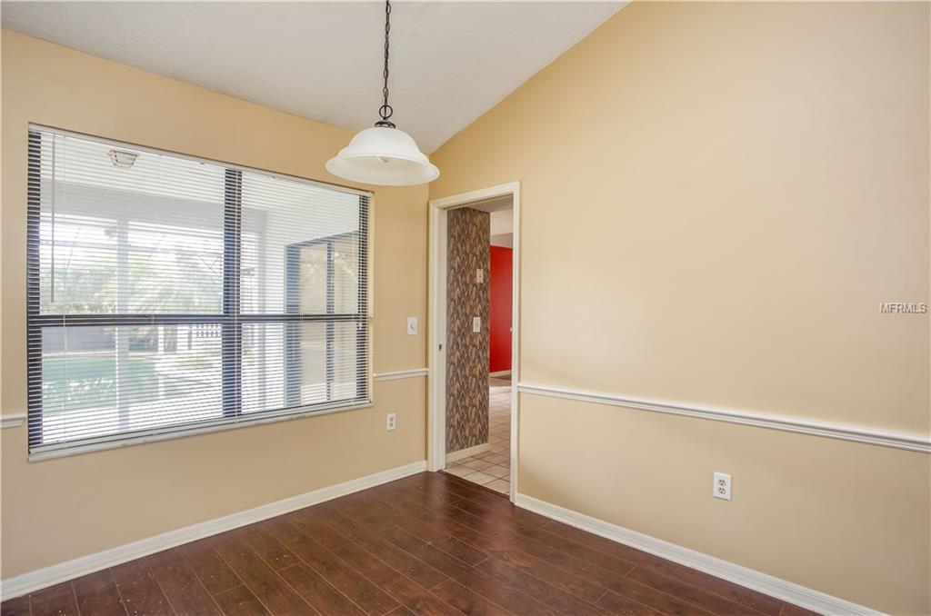 610 S DEERWOOD AVENUE, ORLANDO, Florida 32825, 4 Bedrooms Bedrooms, 8 Rooms Rooms,2 BathroomsBathrooms,Residential,For sale,DEERWOOD,S4855951