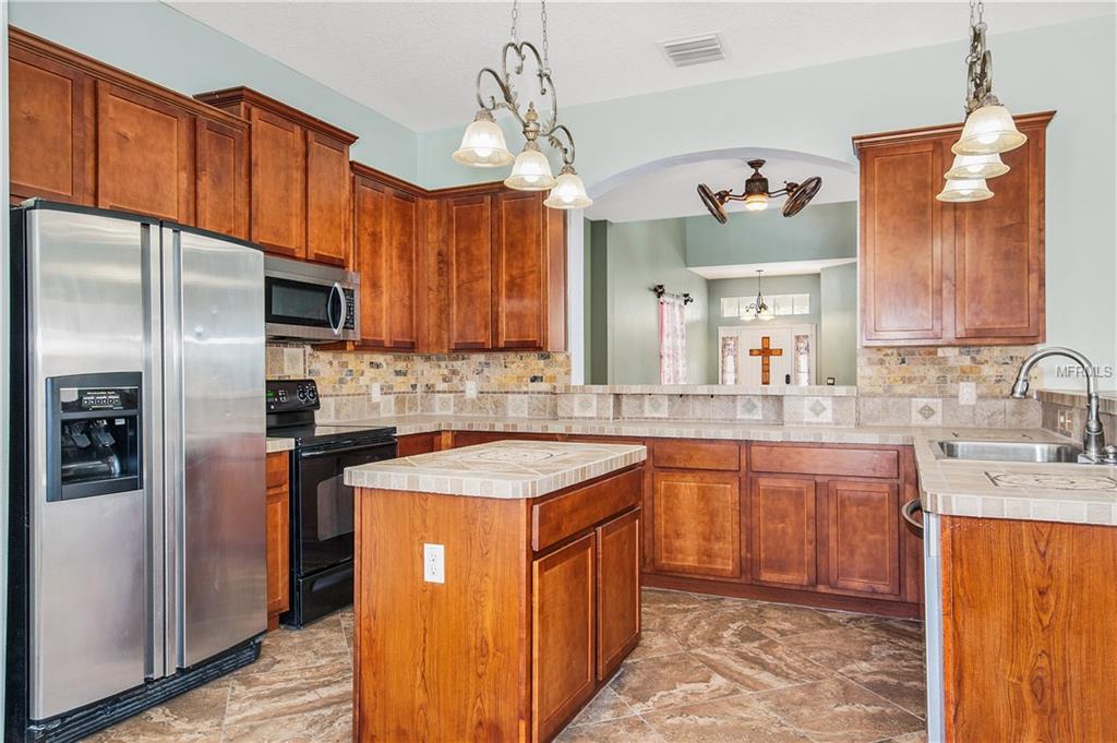 4385 KNOLLCREST COURT, SPRING HILL, Florida 34609, 4 Bedrooms Bedrooms, 7 Rooms Rooms,3 BathroomsBathrooms,Residential,For sale,KNOLLCREST,W7637136