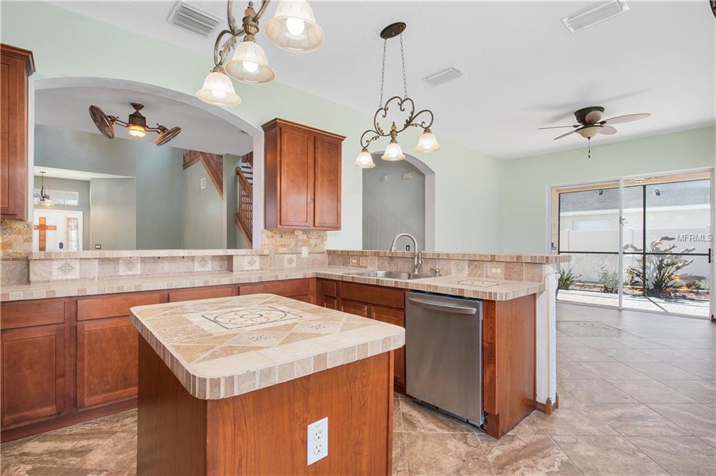 4385 KNOLLCREST COURT, SPRING HILL, Florida 34609, 4 Bedrooms Bedrooms, 7 Rooms Rooms,3 BathroomsBathrooms,Residential,For sale,KNOLLCREST,W7637136