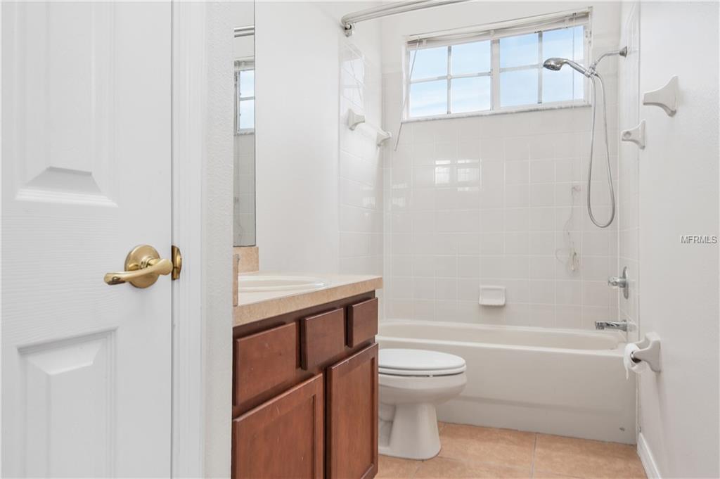 4385 KNOLLCREST COURT, SPRING HILL, Florida 34609, 4 Bedrooms Bedrooms, 7 Rooms Rooms,3 BathroomsBathrooms,Residential,For sale,KNOLLCREST,W7637136